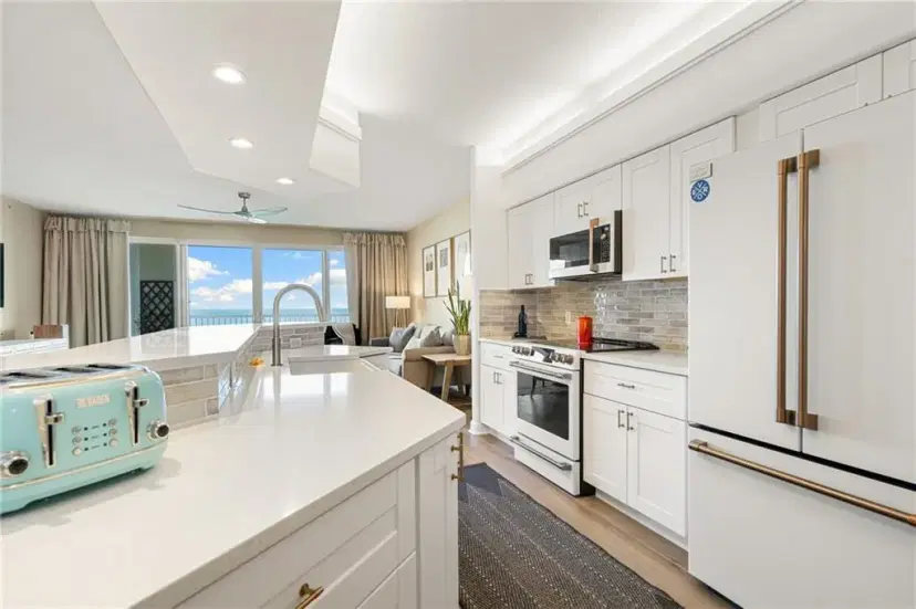 Picture of 3920 N Highway A1A 403, Hutchinson Island FL 34949