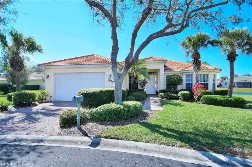Picture of 3927 Aurora Ct, Naples FL 34116