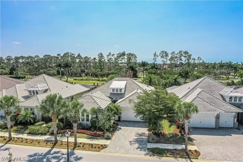 Picture of 5090 Andros Dr, Naples FL 34113