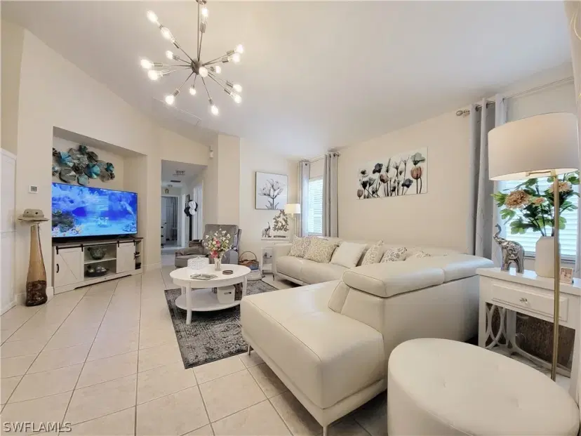 Picture of 2305 Summersweet Dr, Alva FL 33920