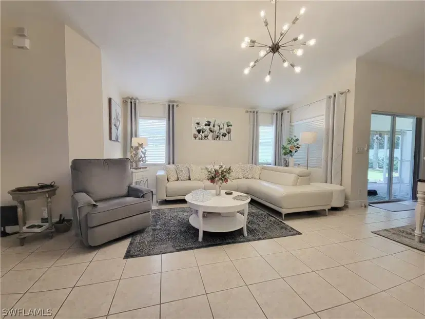 Picture of 2305 Summersweet Dr, Alva FL 33920