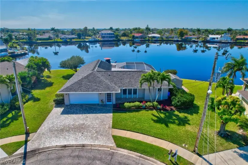 Picture of 4530 W Coral Cir, North Fort Myers FL 33903