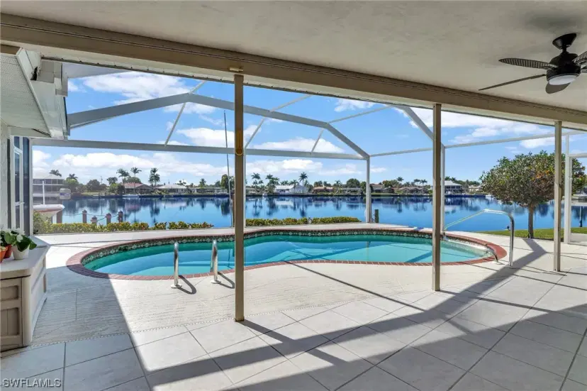 Picture of 4530 W Coral Cir, North Fort Myers FL 33903
