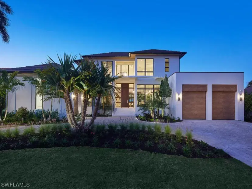 Picture of 595 16Th Ave S, Naples FL 34102