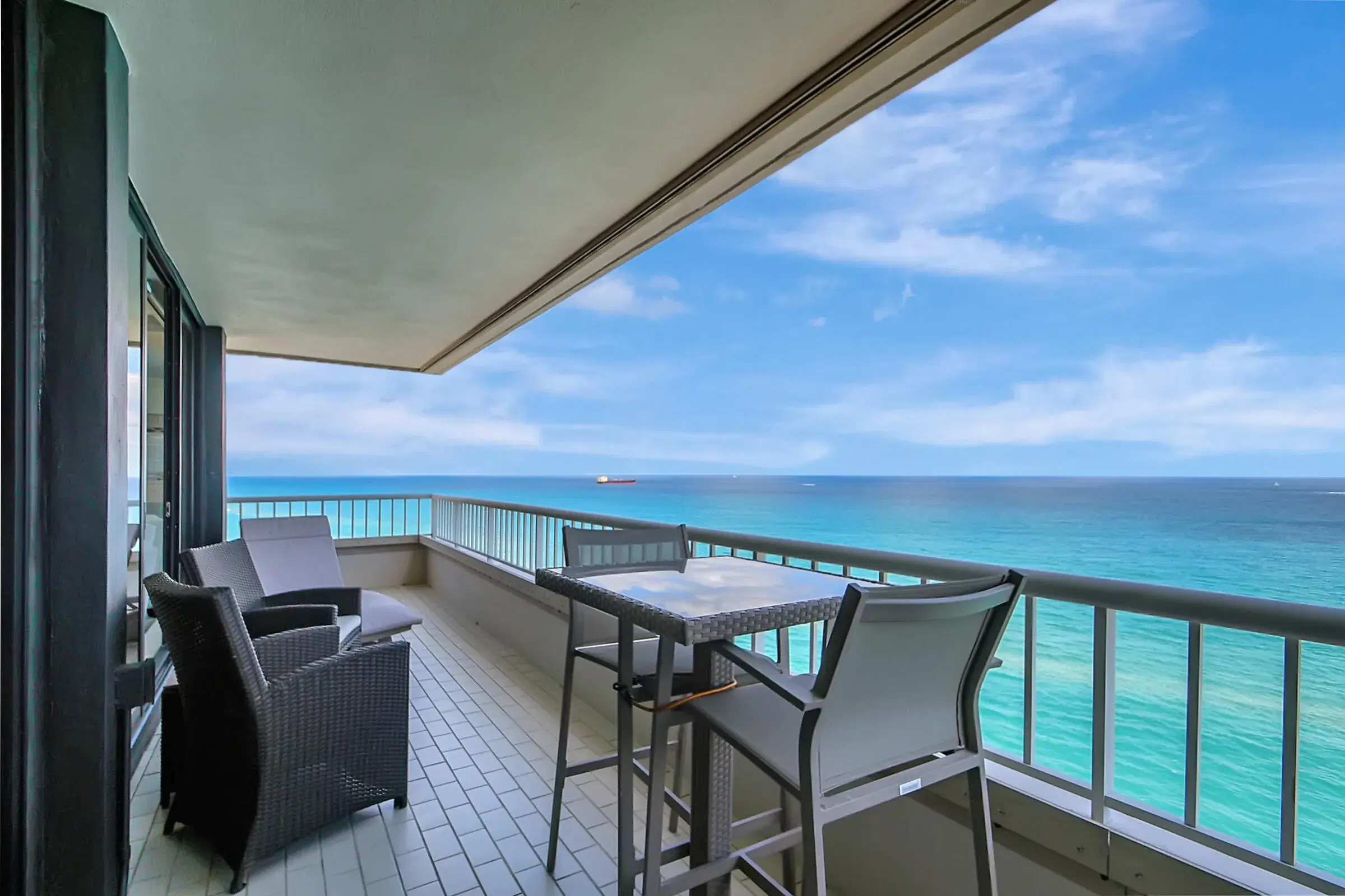 Picture of 5250 N Ocean Drive Phn, Singer Island, FL 33404