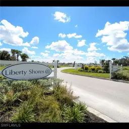 Picture of 821 Gen Chesty Puller Ct, Labelle, FL 33935