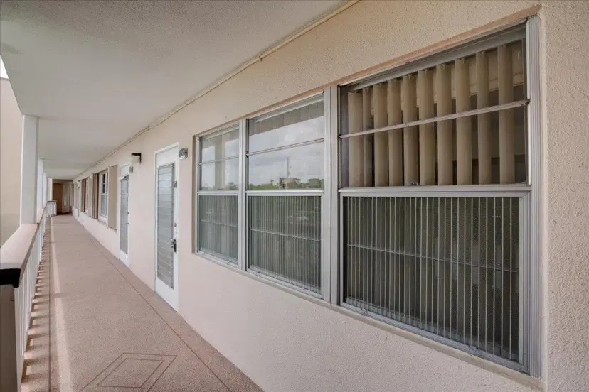 Picture of 250 Southampton C, West Palm Beach FL 33417