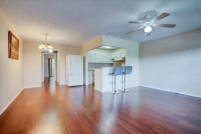 Picture of 250 Southampton C, West Palm Beach FL 33417