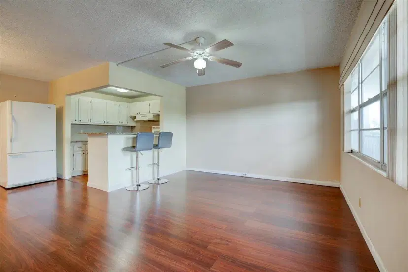 Picture of 250 Southampton C, West Palm Beach FL 33417