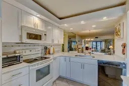 Picture of 901 Seafarer Circle 302, Jupiter, FL 33477