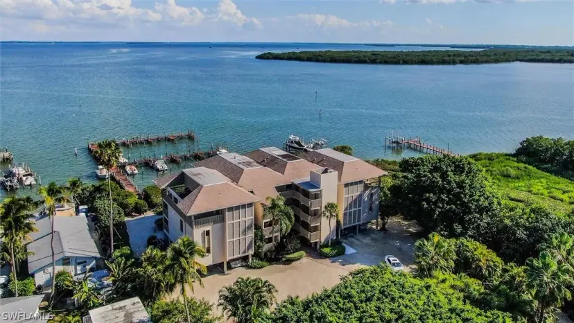 Picture of 15123 Captiva Dr 103, Captiva FL 33924