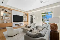 Picture of 575 Palm Cir E, Naples, FL 34102