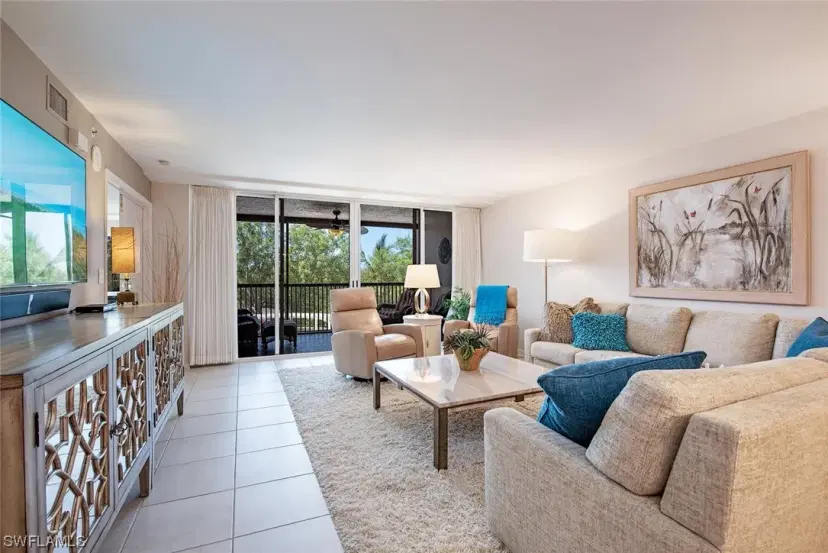 Picture of 6825 Grenadier Blvd 101, Naples FL 34108
