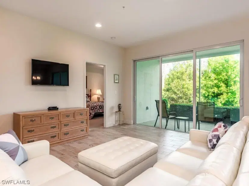 Picture of 6981 Avalon Cir 1203, Naples FL 34112