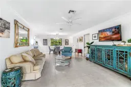 Picture of 1608 Spoonbill Ln B, Naples, FL 34105