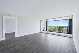 Picture of 136 Lakeshore Drive 511, North Palm Beach, FL 33408