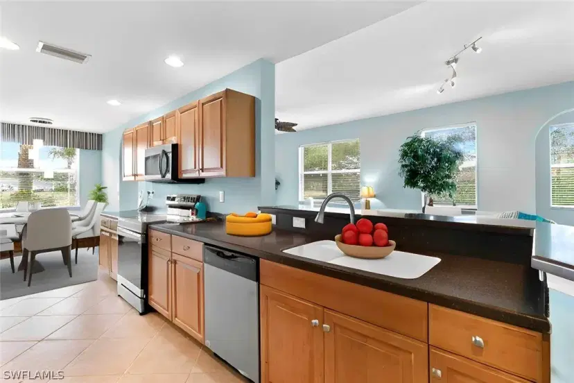 Picture of 4203 Liron Ave 101, Fort Myers FL 33916