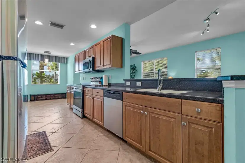 Picture of 4203 Liron Ave 101, Fort Myers FL 33916