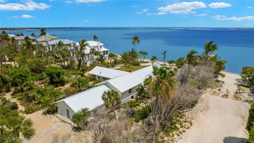 Picture of 1245 Buttonwood Ln, Sanibel FL 33957