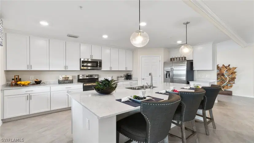 Picture of 16556 Kingwood Ln 34-101, Babcock Ranch FL 33982