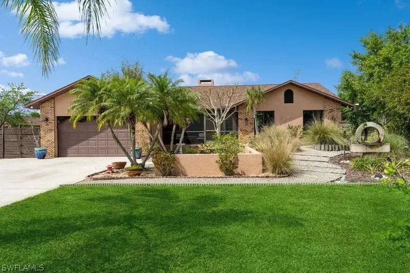 Picture of 6670 Pangola Rd, Fort Myers, FL 33905
