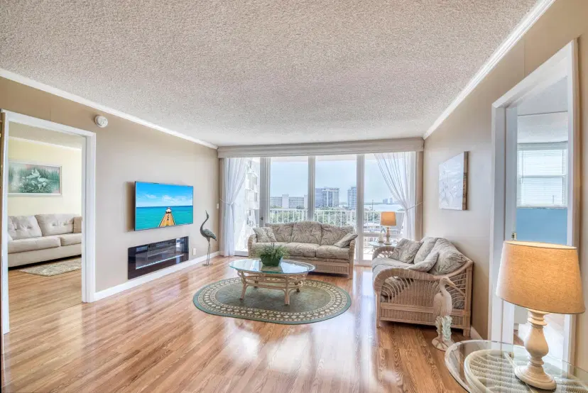 Picture of 336 Golfview Road 1011, North Palm Beach FL 33408