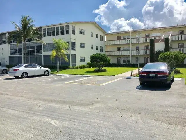 Picture of 15 Preston A, Boca Raton FL 33434