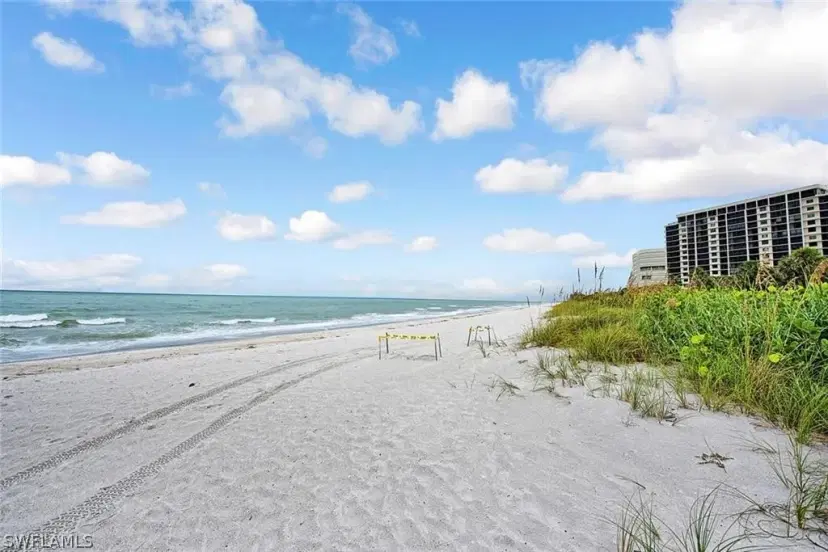 Picture of 10701 Gulf Shore Dr 1202, Naples FL 34108