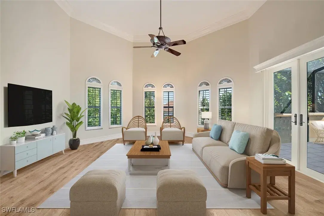 Picture of 1014 5Th St S 403, Naples, FL 34102