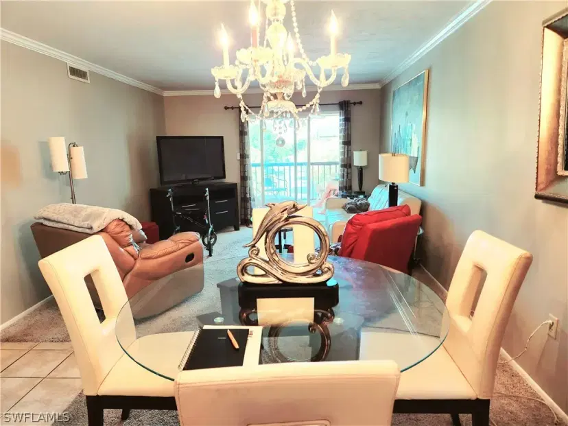 Picture of 2121 Collier Ave 315, Fort Myers FL 33901