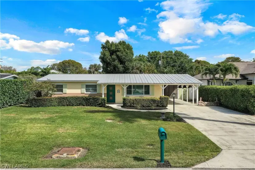 Picture of 1157 Royal Palm Dr, Naples FL 34103