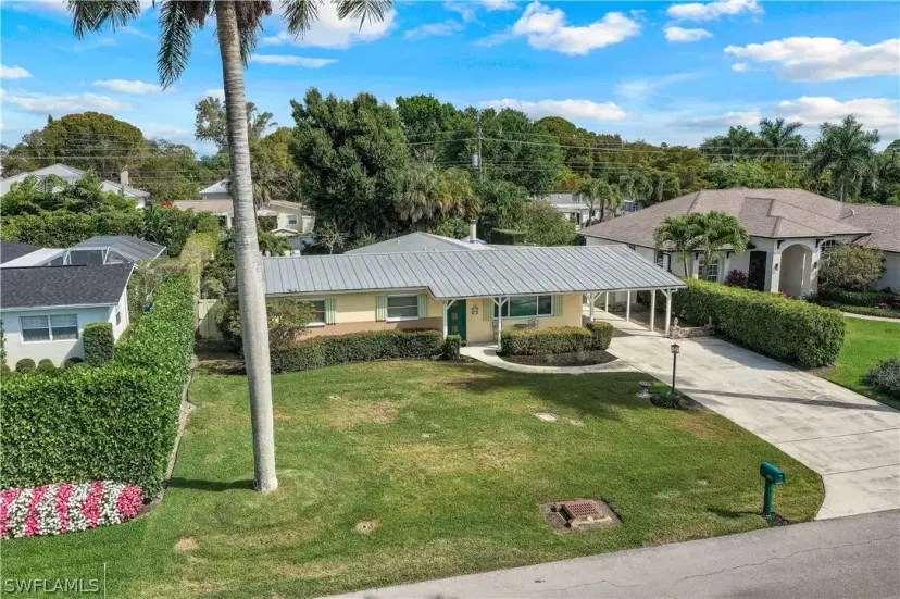 Picture of 1157 Royal Palm Dr, Naples FL 34103