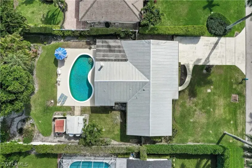 Picture of 1157 Royal Palm Dr, Naples FL 34103