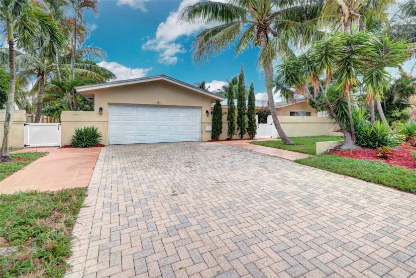 Picture of 911 SE 11Th St, Deerfield Beach FL 33441