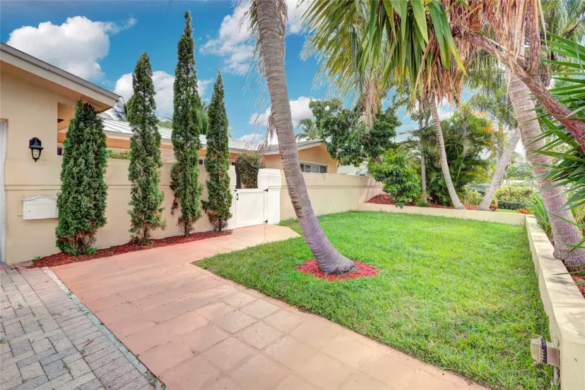 Picture of 911 SE 11Th St, Deerfield Beach FL 33441