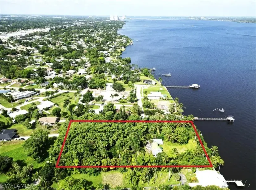 Picture of 4355 Cypress Ln, Fort Myers FL 33905