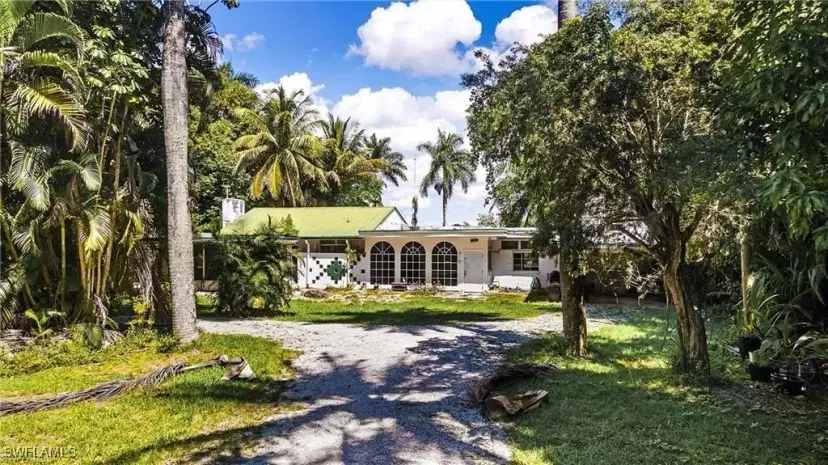 Picture of 4355 Cypress Ln, Fort Myers FL 33905