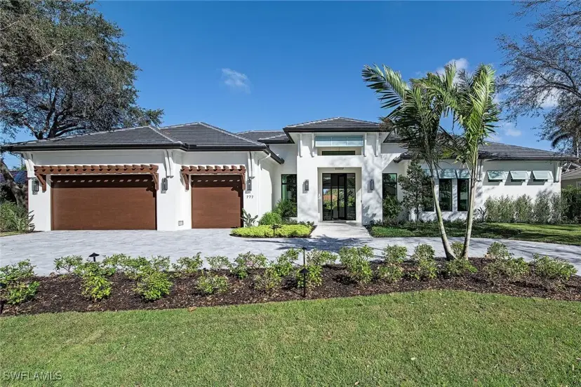 Picture of 777 Binnacle Dr, Naples FL 34103