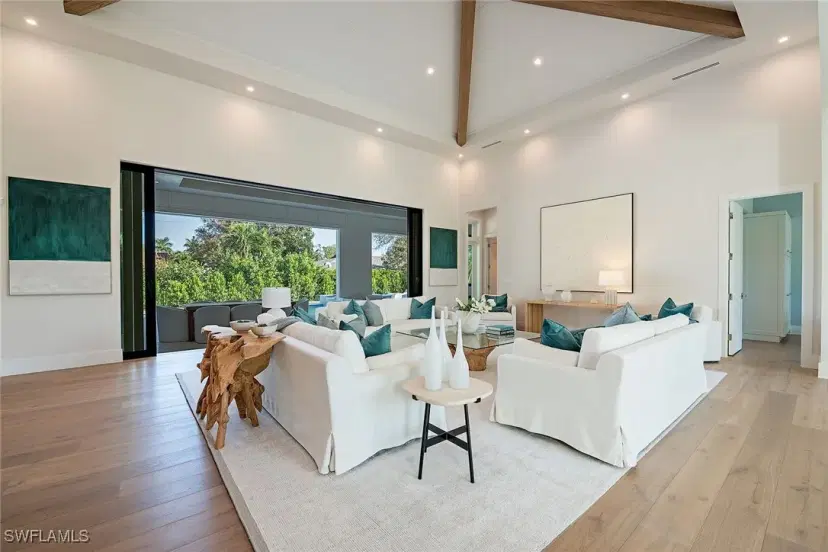 Picture of 777 Binnacle Dr, Naples FL 34103