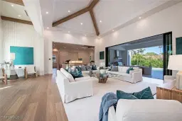 Picture of 777 Binnacle Dr, Naples, FL 34103