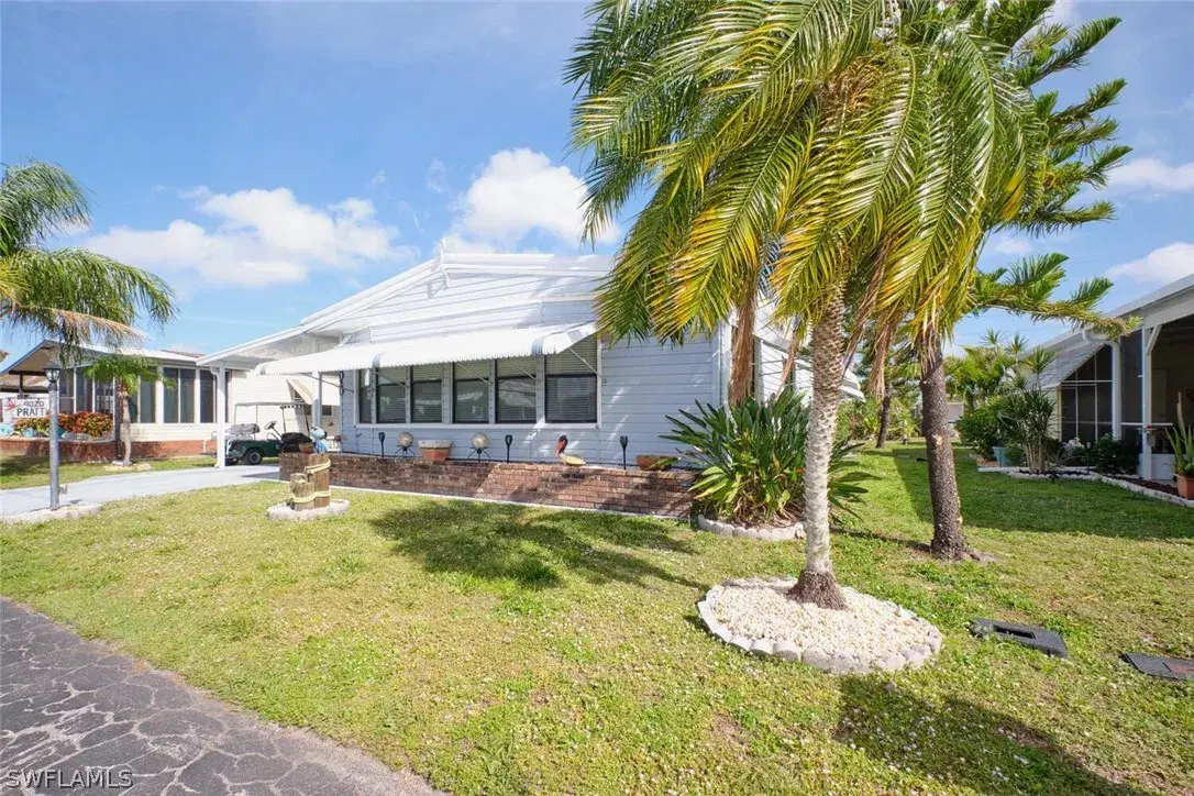 Picture of 9020 Arbor Dr, North Fort Myers, FL 33903