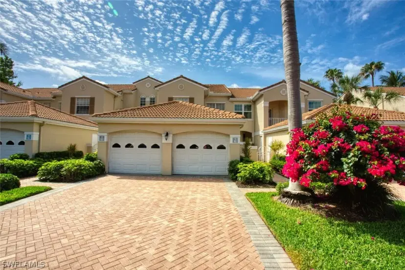 Picture of 8365 Excalibur Cir K6, Naples FL 34108
