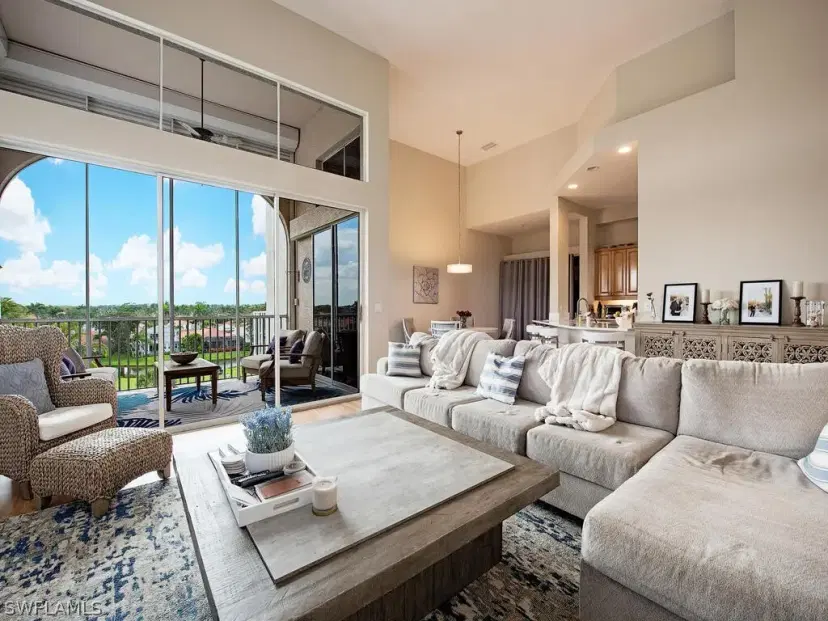Picture of 1610 Clermont Dr I-401, Naples FL 34109