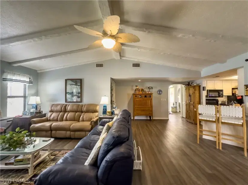 Picture of 920 SE 4Th Pl, Cape Coral FL 33990