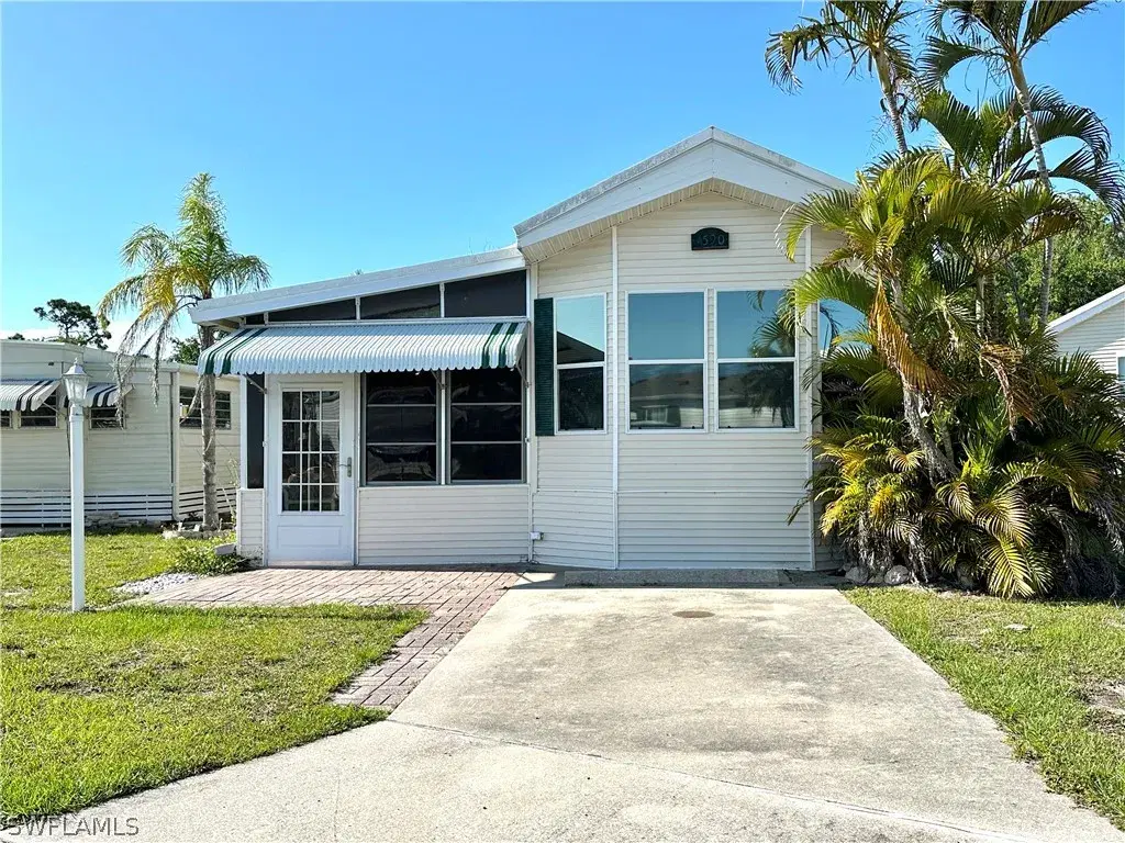 Picture of 4590 Candlestick Ct E, Estero, FL 33928
