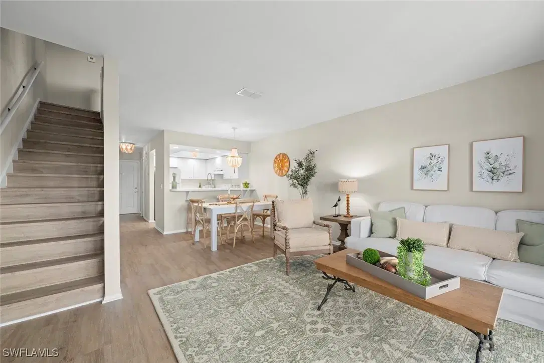 Picture of 2320 Wooster Ln 5, Sanibel, FL 33957