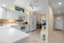 Picture of 6810 Beach Resort Dr 13, Naples, FL 34114