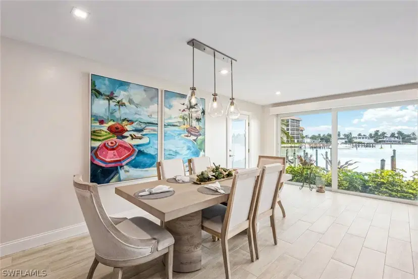 Picture of 2850 Gulf Shore Blvd N 102, Naples FL 34103