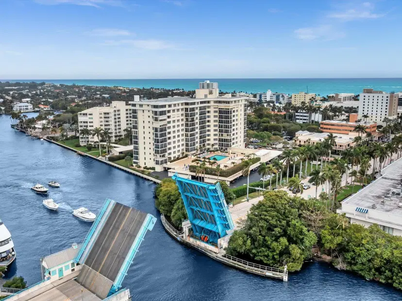 Picture of 50 East Road 12F, Delray Beach FL 33483