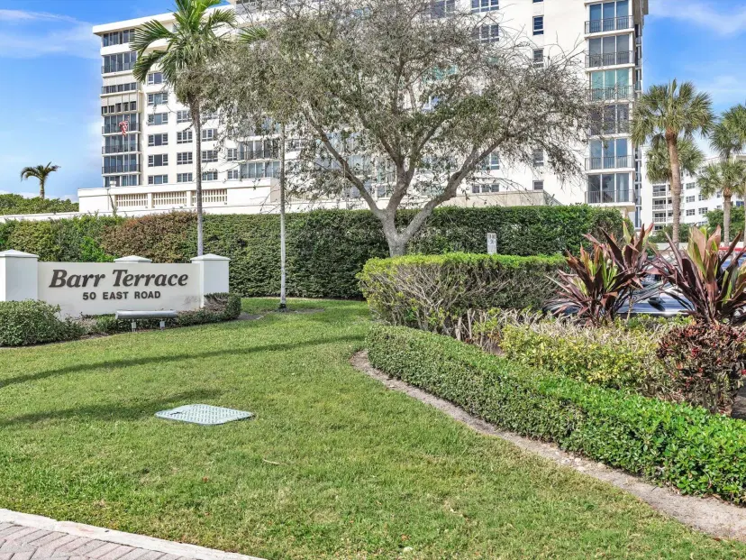 Picture of 50 East Road 12F, Delray Beach FL 33483